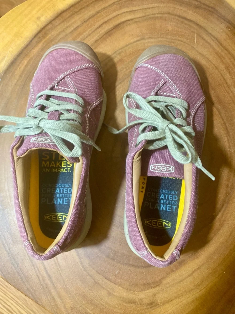 KEEN Women's Presidio Red Plaza Taupe Canvas Walking Shoes Size 7